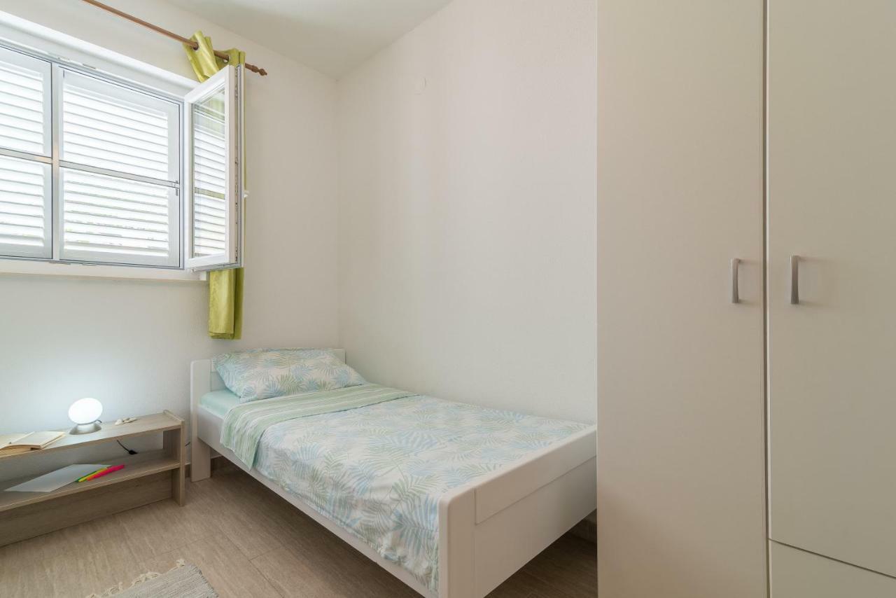 Apartmani Jelic Vinjerac Eksteriør bilde